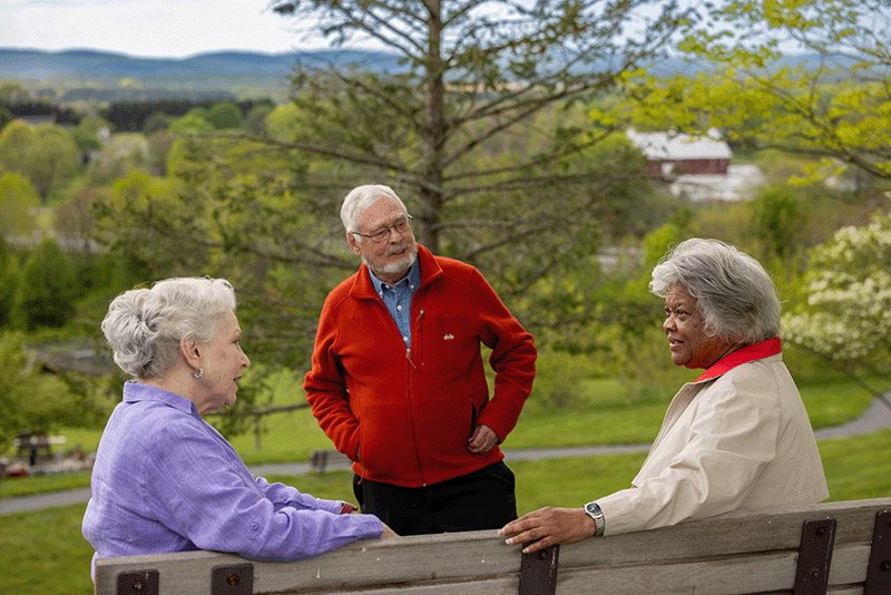 Buc Resident Conversation With Backdrop